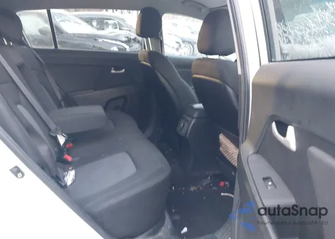 2014 Kia Sportage Lx z USA, uszkodzony, nr VIN KNDPBCAC8E7633458